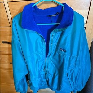 Like new Patagonia retro jacket. Zipper pockets . Non smoking pet free home